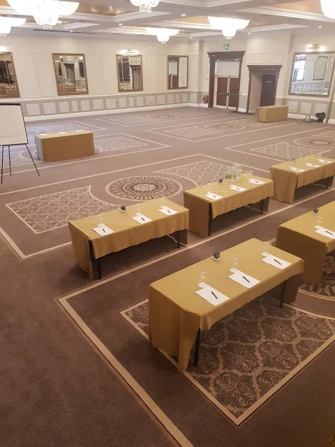 hotelski tepisi itisoni 36
